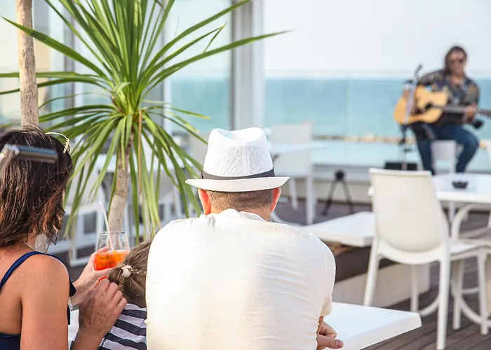 Nettuno 3* Bellaria – Igea Marina